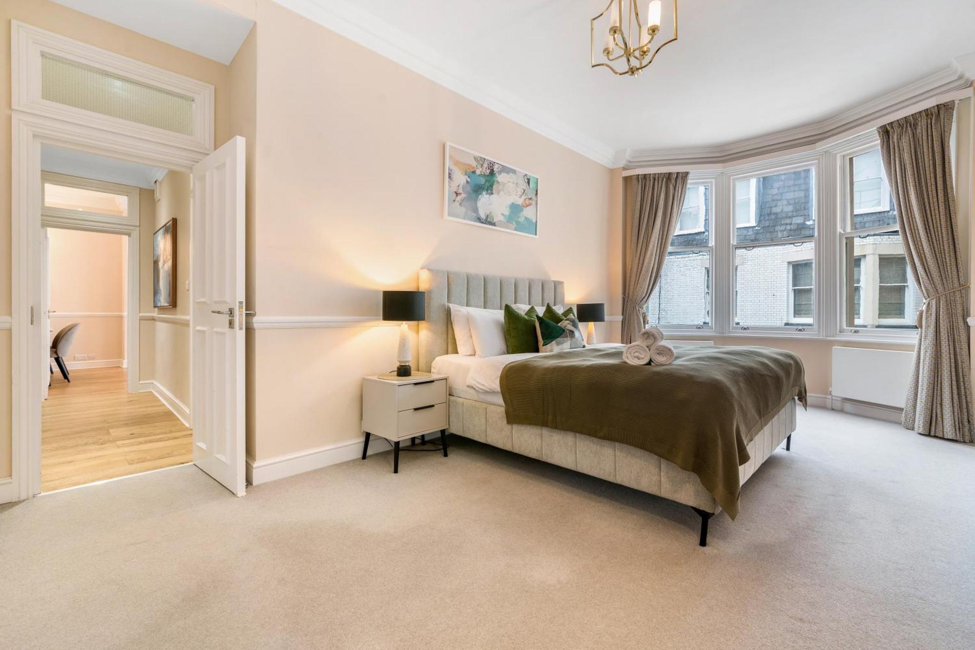 Apartamento Spectacular 3 Bed In Berkeley Sq Mayfair *
